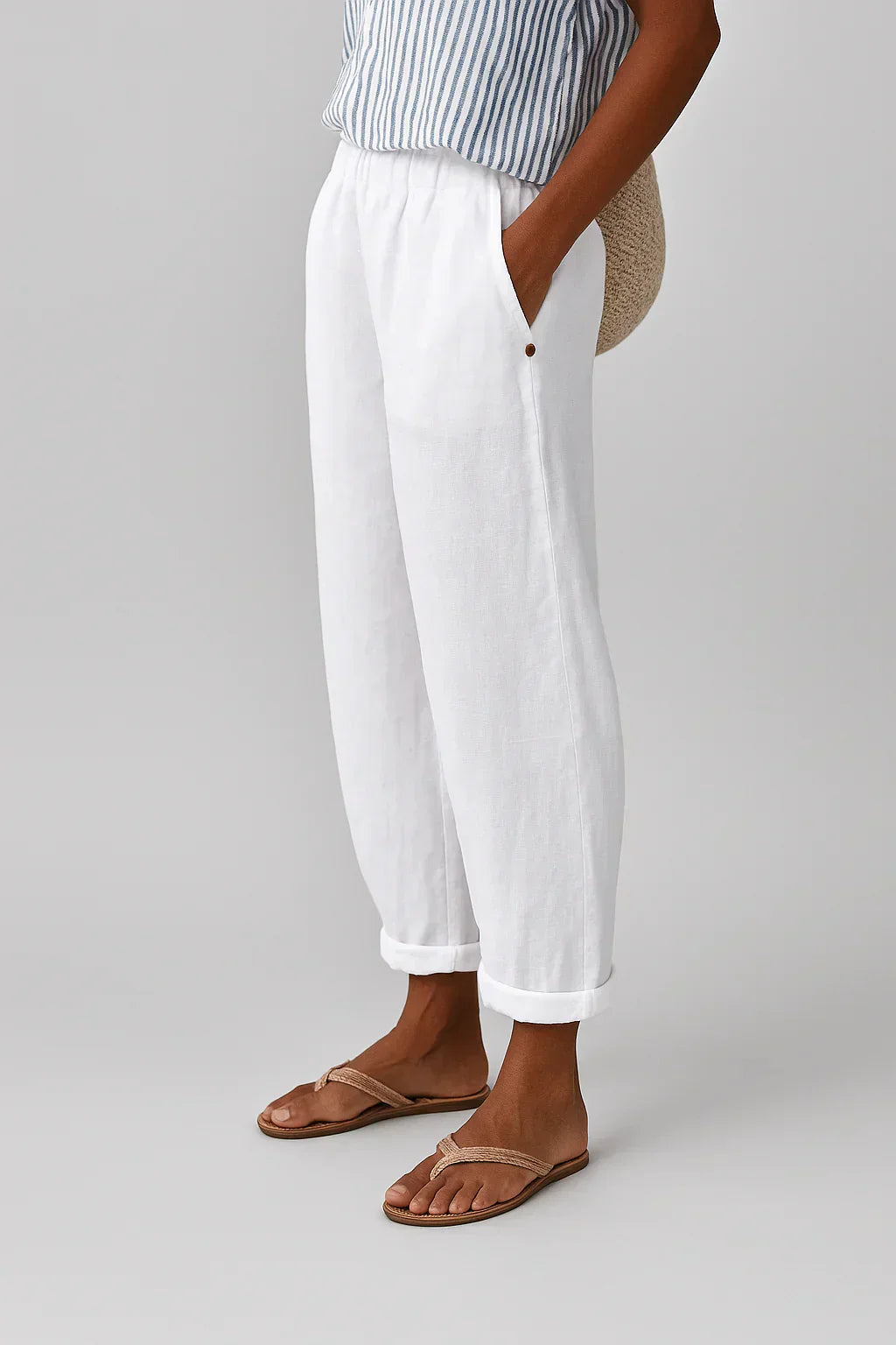 Edith™ | Timeless comfort in a light linen and cotton blend