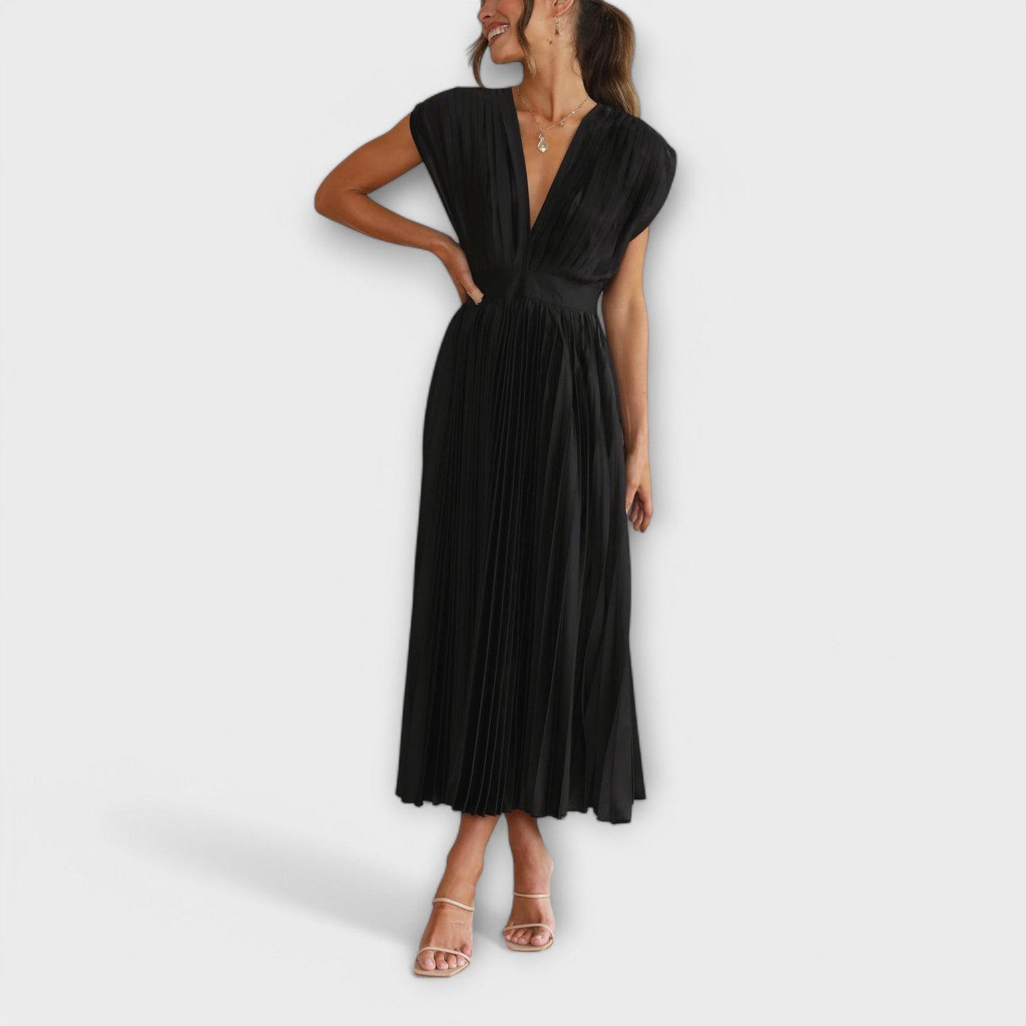 Maria - Stylish Pleated Dress