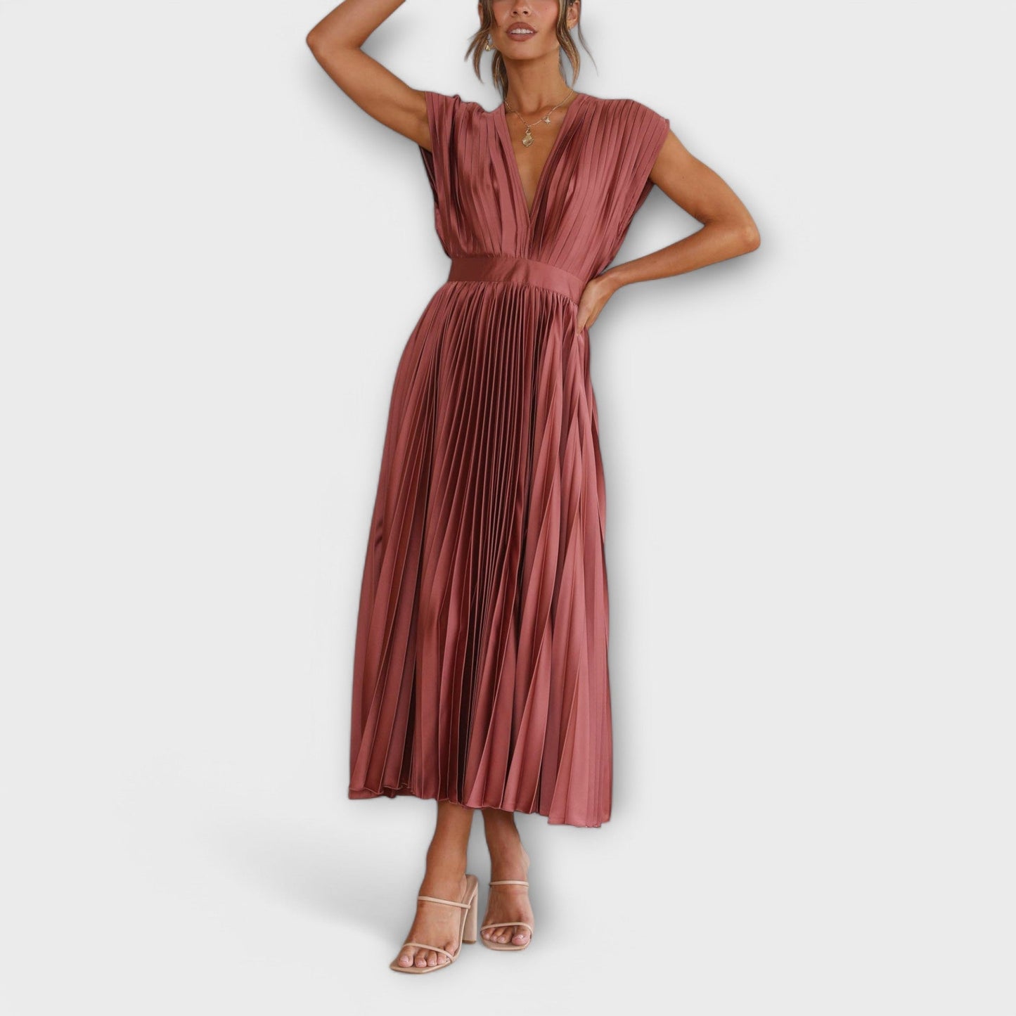 Maria - Stylish Pleated Dress